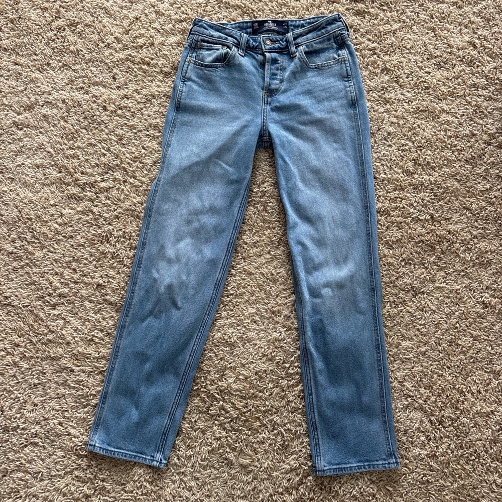 Hollister Women's Straight Leg Jeans in Light Blue
